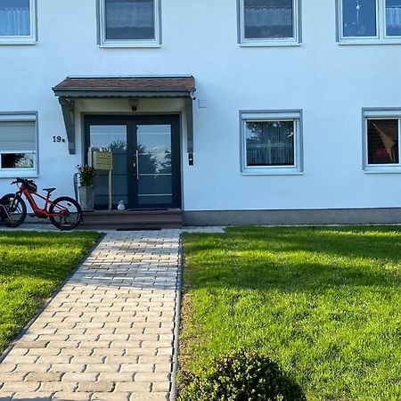 Schoene Ferien- Monteurswohnung - Ruhig Und Malerisch Gelegen Hofgeismar Extérieur photo