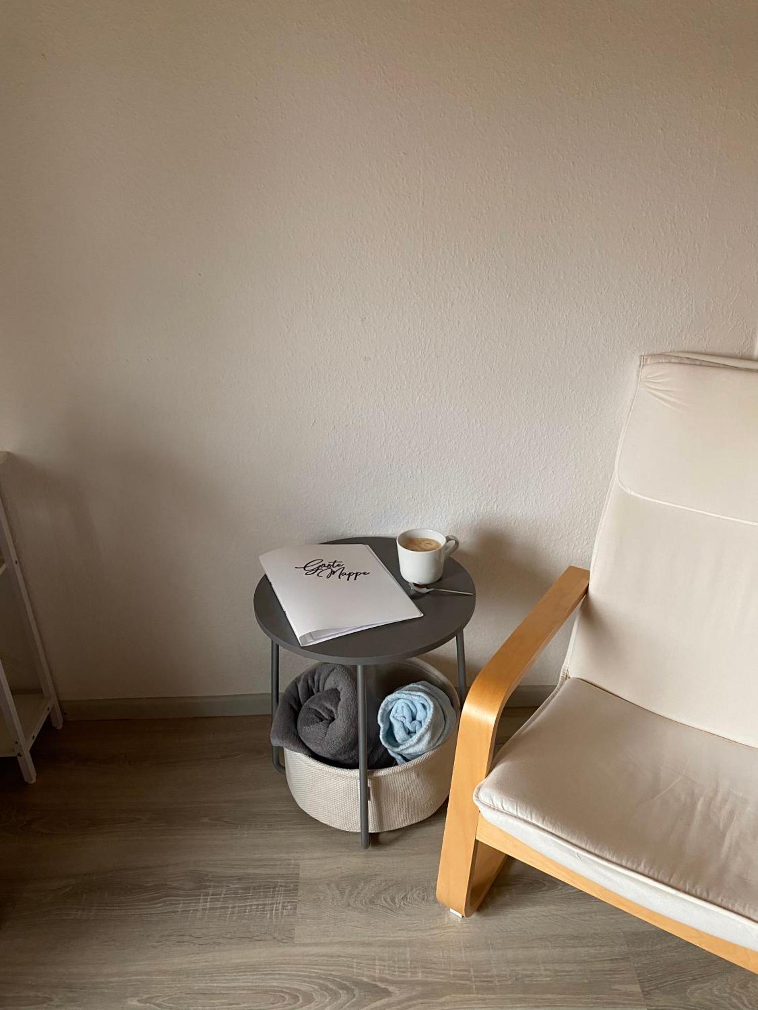 Schoene Ferien- Monteurswohnung - Ruhig Und Malerisch Gelegen Hofgeismar Extérieur photo